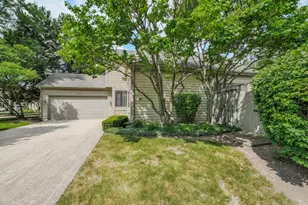 116 Cayuga Ct, Bloomingdale, IL 60108 - Photo 2