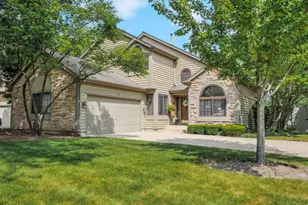 116 Cayuga Ct, Bloomingdale, IL 60108 - Photo 1