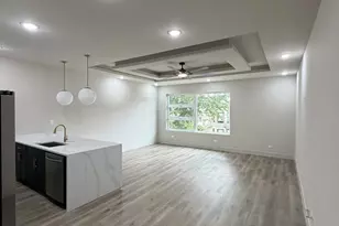 6603 S Langley Ave, Chicago, IL 60637 - Photo 2