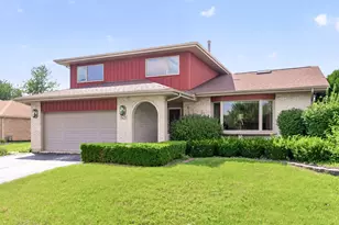 7622 W Lakeside Dr, Frankfort, IL 60423 - Photo 2