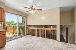 9915 Monroe St, Crown Point, IN 46307 - Photo 4