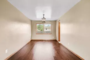 9915 Monroe St, Crown Point, IN 46307 - Photo 6