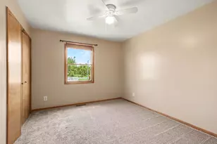 9915 Monroe St, Crown Point, IN 46307 - Photo 12