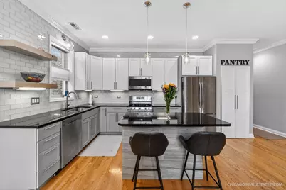 2546 W Washington Boulevard #2W, Chicago, IL 60612 - Photo 4