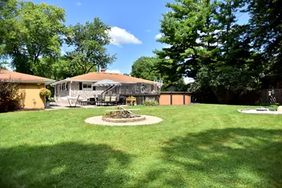 [Address not provided], Elgin, IL 60123 - Photo 12