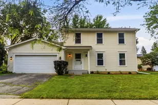 1080 Dresden Dr, Hoffman Estates, IL 60192 - Photo 1