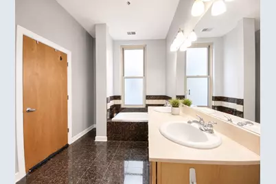 3113 W Lawrence Avenue #C202, Chicago, IL 60625 - Photo 10