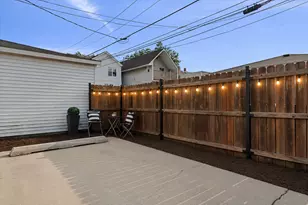 2146 N Lawndale Ave, Chicago, IL 60647 - Photo 18