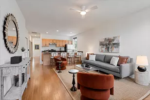 2146 N Lawndale Ave, Chicago, IL 60647 - Photo 2