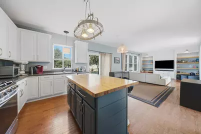 251 Clubhouse Street, Bolingbrook, IL 60490 - Photo 6