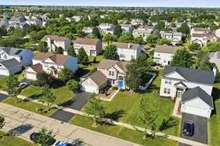 251 Clubhouse St, Bolingbrook, IL 60490 - Photo 18