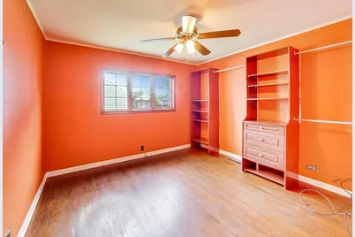 219 N William Street, Mount Prospect, IL 60056 - Photo 12