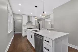 529 E Park Blvd, Villa Park, IL 60181 - Photo 8
