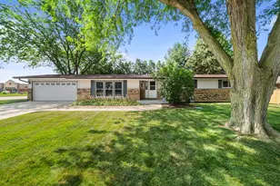 216 Linder Ln, Rochelle, IL 61068 - Photo 34