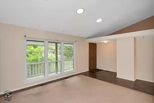 208 Shady Ln, Downers Grove, IL 60515 - Photo 2