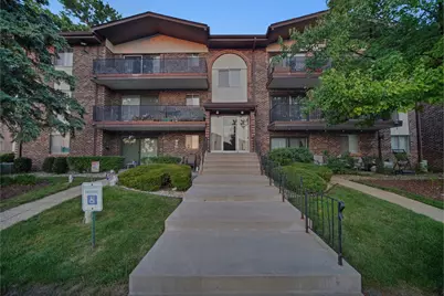 13911 James Drive #1011, Crestwood, IL 60418 - Photo 1