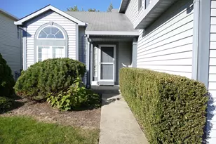 2052 Spice Ln, Naperville, IL 60565 - Photo 2