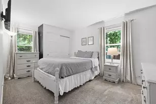 10S071 Ridge Rd, Naperville, IL 60565 - Photo 12