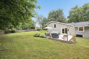 10S071 Ridge Rd, Naperville, IL 60565 - Photo 24