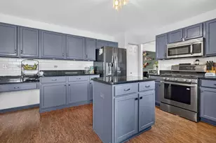 1313 Wabena Ave, Minooka, IL 60447 - Photo 10