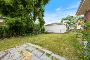 196 Craig Dr, Chicago Heights, IL 60411 - Photo 14