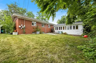 196 Craig Dr, Chicago Heights, IL 60411 - Photo 16