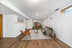 196 Craig Dr, Chicago Heights, IL 60411 - Photo 10