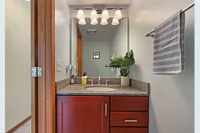 1137 Lockwood Court E, Buffalo Grove, IL 60089 - Photo 10