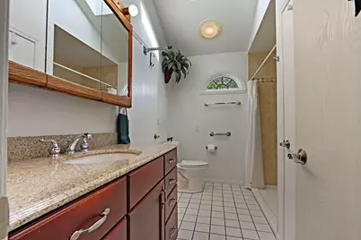 1137 Lockwood Court E, Buffalo Grove, IL 60089 - Photo 20