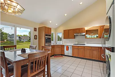 1137 Lockwood Court E, Buffalo Grove, IL 60089 - Photo 14