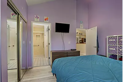 1137 Lockwood Court E, Buffalo Grove, IL 60089 - Photo 18