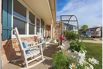 1137 Lockwood Court E, Buffalo Grove, IL 60089 - Photo 36