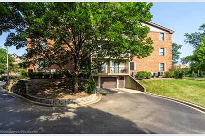 641 Hapsfield Lane #201, Buffalo Grove, IL 60089 - Photo 4