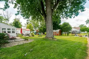 111 Loren St, Washington, IL 61571 - Photo 30