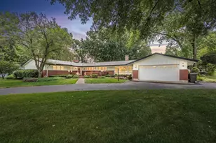 12501 S 74th Ave, Palos Heights, IL 60463 - Photo 1
