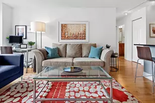 450 W Briar Pl, Chicago, IL 60657 - Photo 4