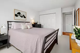 450 W Briar Pl, Chicago, IL 60657 - Photo 10