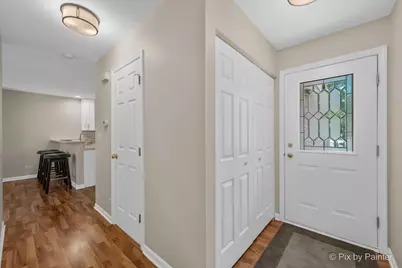 624 Daisy Lane, Roselle, IL 60172 - Photo 2