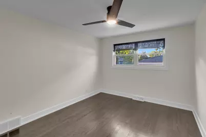 930 E 161st Place, South Holland, IL 60473 - Photo 14