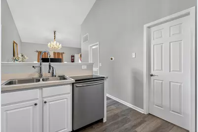 2246 Margaret Drive, Montgomery, IL 60538 - Photo 8