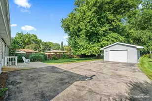 301 N Ben St, Plano, IL 60545 - Photo 14