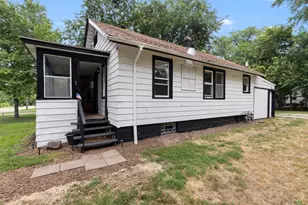 2738 Marshall St, Rockford, IL 61109 - Photo 2