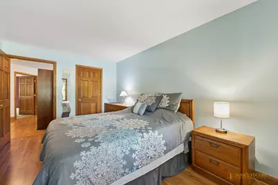 221 S Dawn Marie Drive, Round Lake, IL 60073 - Photo 14