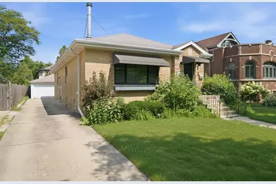 940 N Oak Park Avenue, Oak Park, IL 60302 - Photo 1