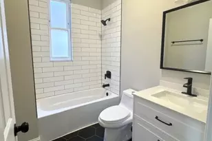 6517 S Peoria St, Chicago, IL 60621 - Photo 8