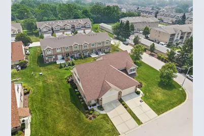 9415 Saratoga Court, Hickory Hills, IL 60457 - Photo 32