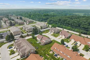 9415 Saratoga Ct, Hickory Hills, IL 60457 - Photo 30