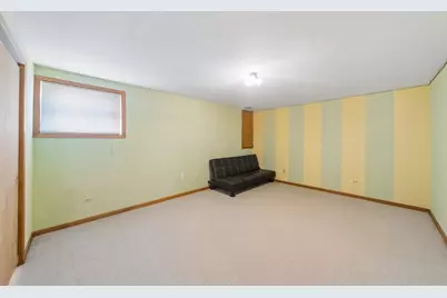 7017 W Jarvis Avenue, Niles, IL 60714 - Photo 16
