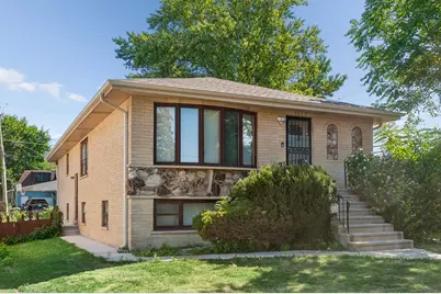 7017 W Jarvis Avenue, Niles, IL 60714 - Photo 2