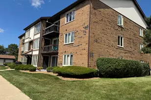4924 Circle Ct, Crestwood, IL 60418 - Photo 1